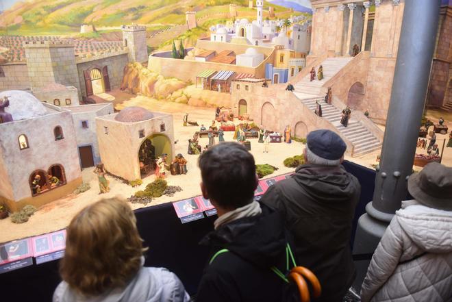 El belén municipal abre sus puertas en María Pita