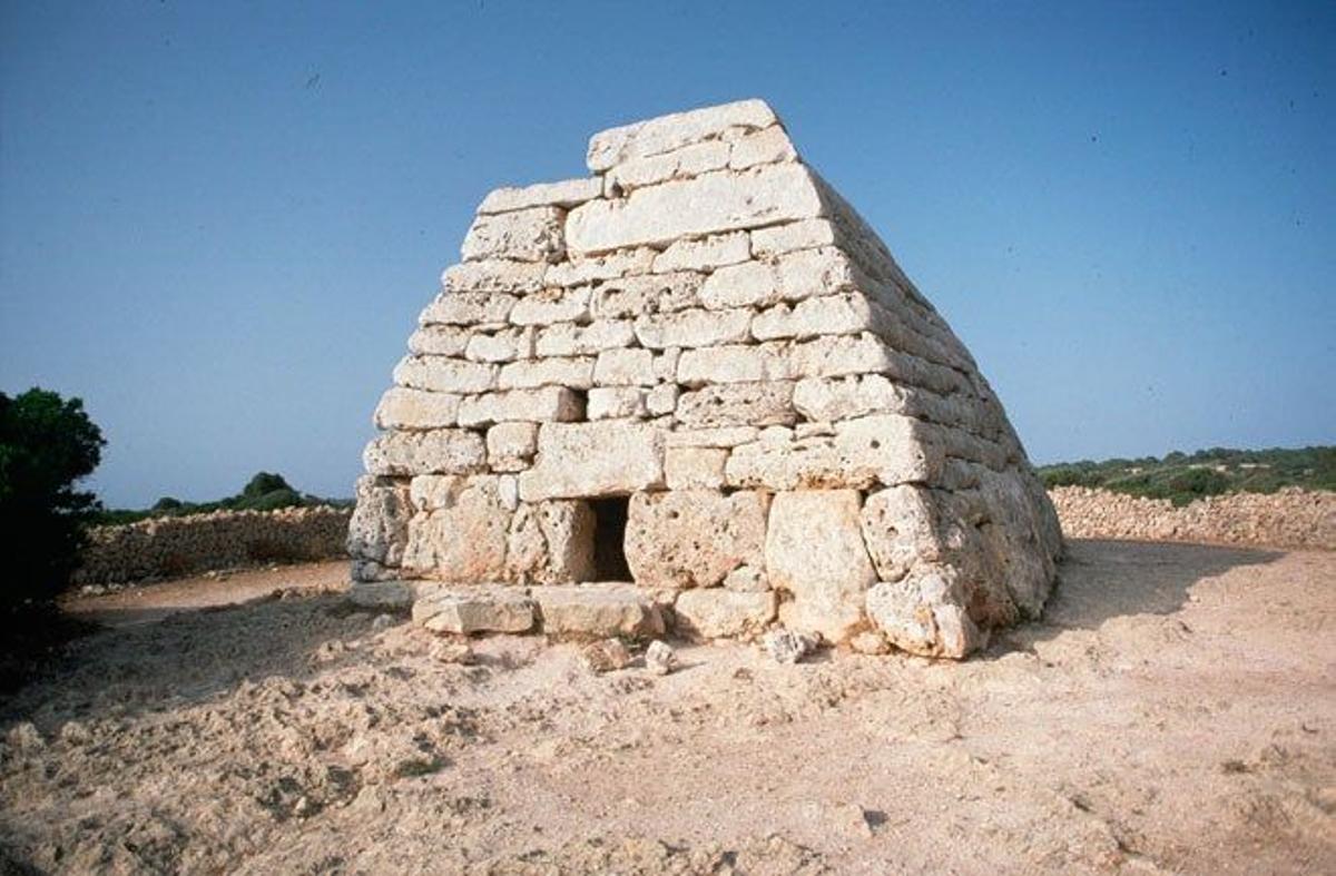 La Naveta des Tudons