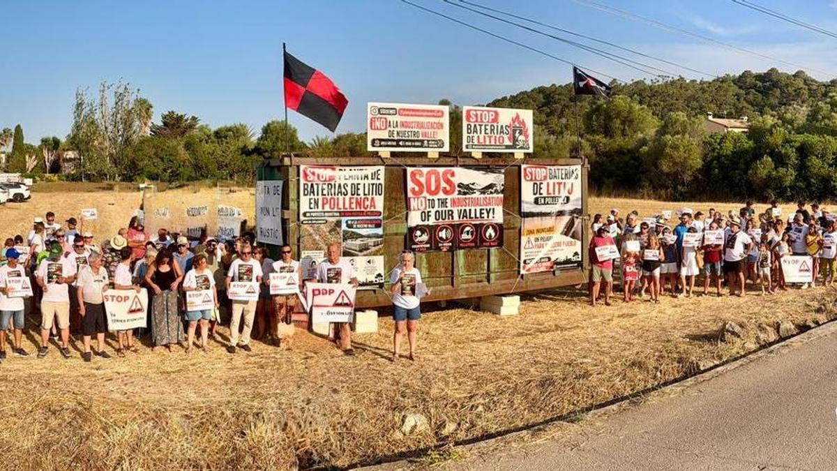 Imagen de la última protesta contra el proyecto energético previsto en la Almadrava.