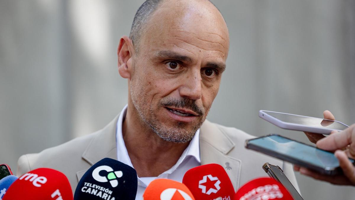 Alfonso Cabello, portavoz del Gobierno canario, este jueves en Madrid.