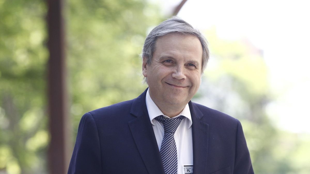 El socialista Antonio Miguel Carmona. El socialista Antonio Miguel Carmona.