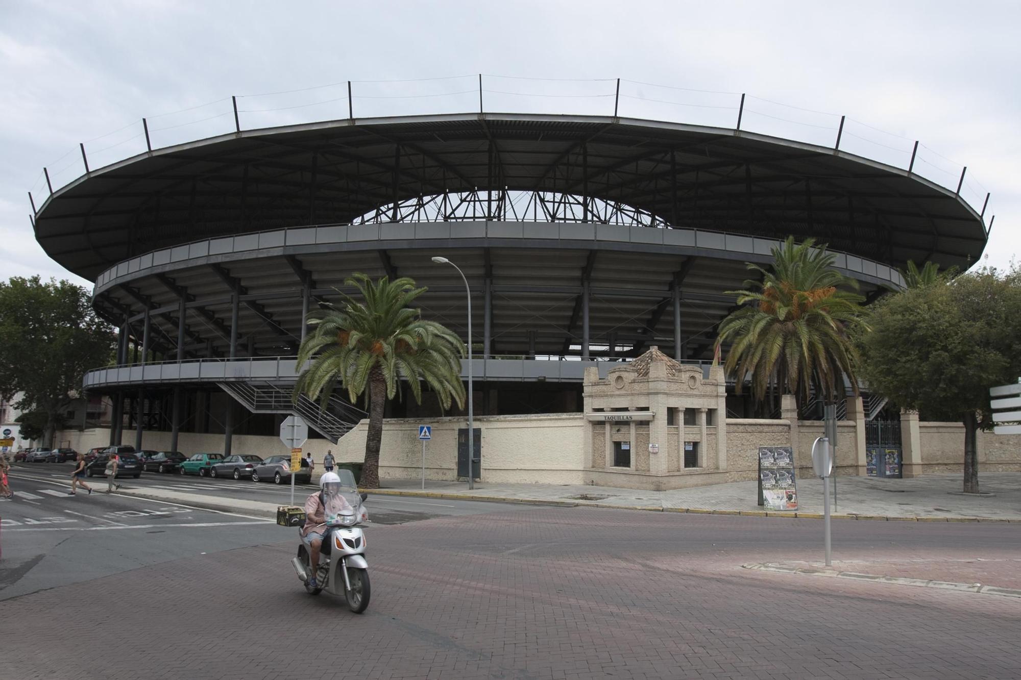 La plaza de toros de Xàtiva, en imágenes