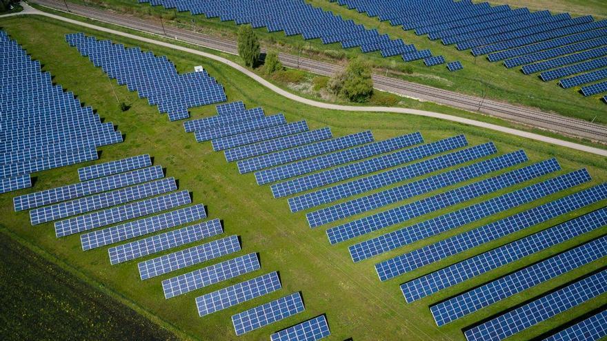 Un mundo con 100 % de energía renovable en 2050 sí es posible, según un estudio