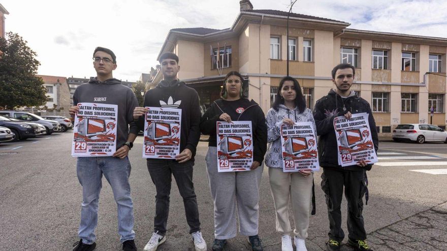 Alumnos de FP de Informática de dos IES irán a la huelga por falta de profesorado