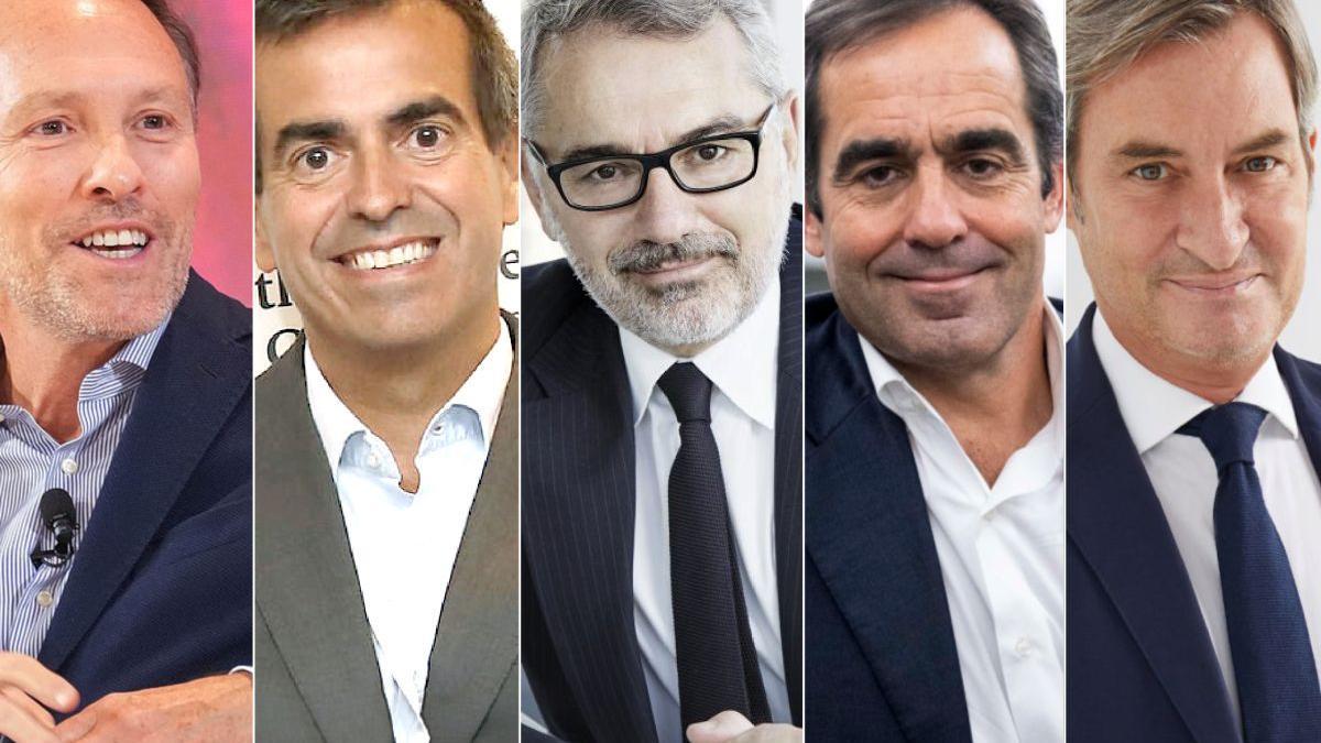 De izquierda a derecha: Nicolas Huss, CEO de Hotelbeds; Jordi Gallés, presidente ejecutivo de Europastry; Marc Puig, presidente y CEO de Puig; Carlos Muñoz, CEO de Volotea, y Jaume de Miquel, presidente y CEO de Tendam.