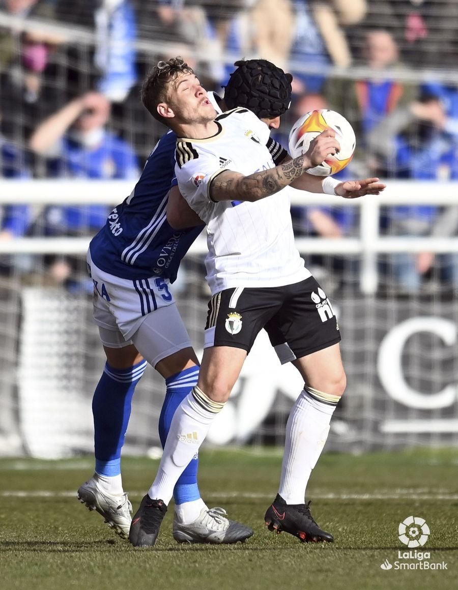 Las mejores imágenes de la victoria del Real Oviedo en Burgos (0-1)