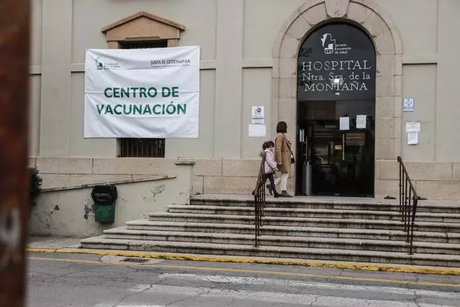 El uso del Hospital Provincial de Cáceres debe estar definido antes de fin de año