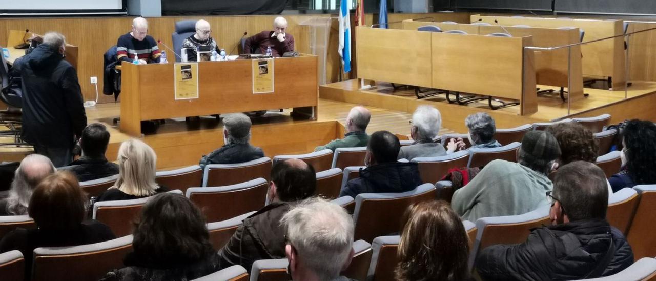 A presentación do libro. | SANTOS ÁLVAREZ