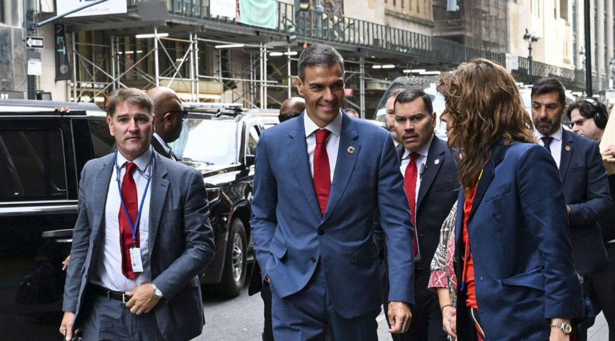 Sánchez defensa l’agenda progressista davant Trump, sense esmentar-lo