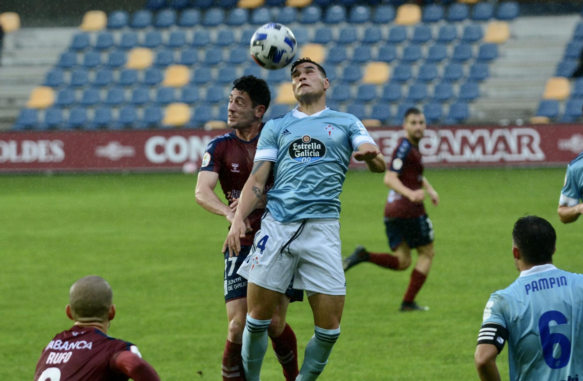 El Pontevedra se lleva el derbi en Pasarón