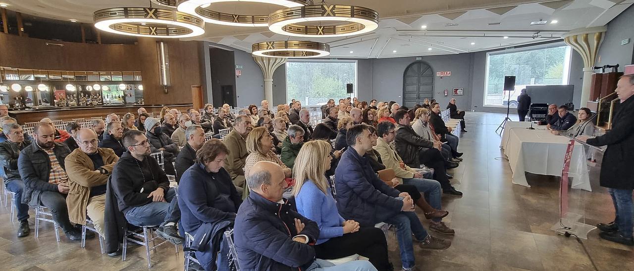 El comité provincial del PSOE se reunió en A Carballeira de Santa Cruz este sábado.