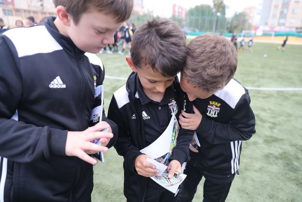 Presentación del álbum de cromos del FC Cartagena