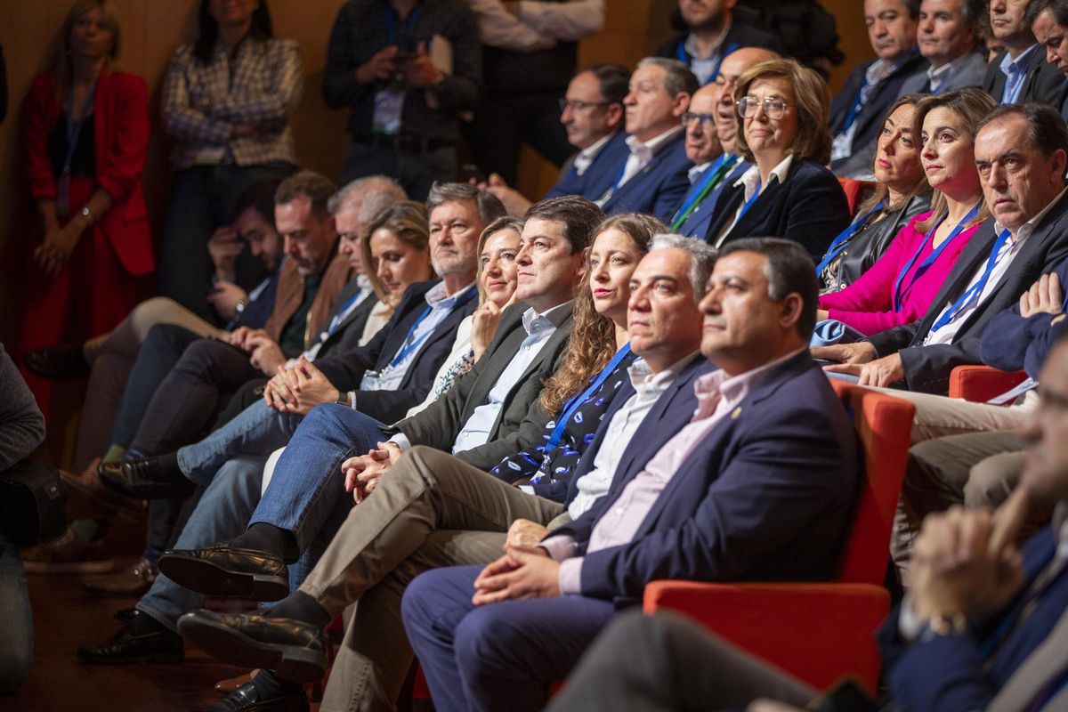 Asistentes al encuentro celebrado en Ávila.