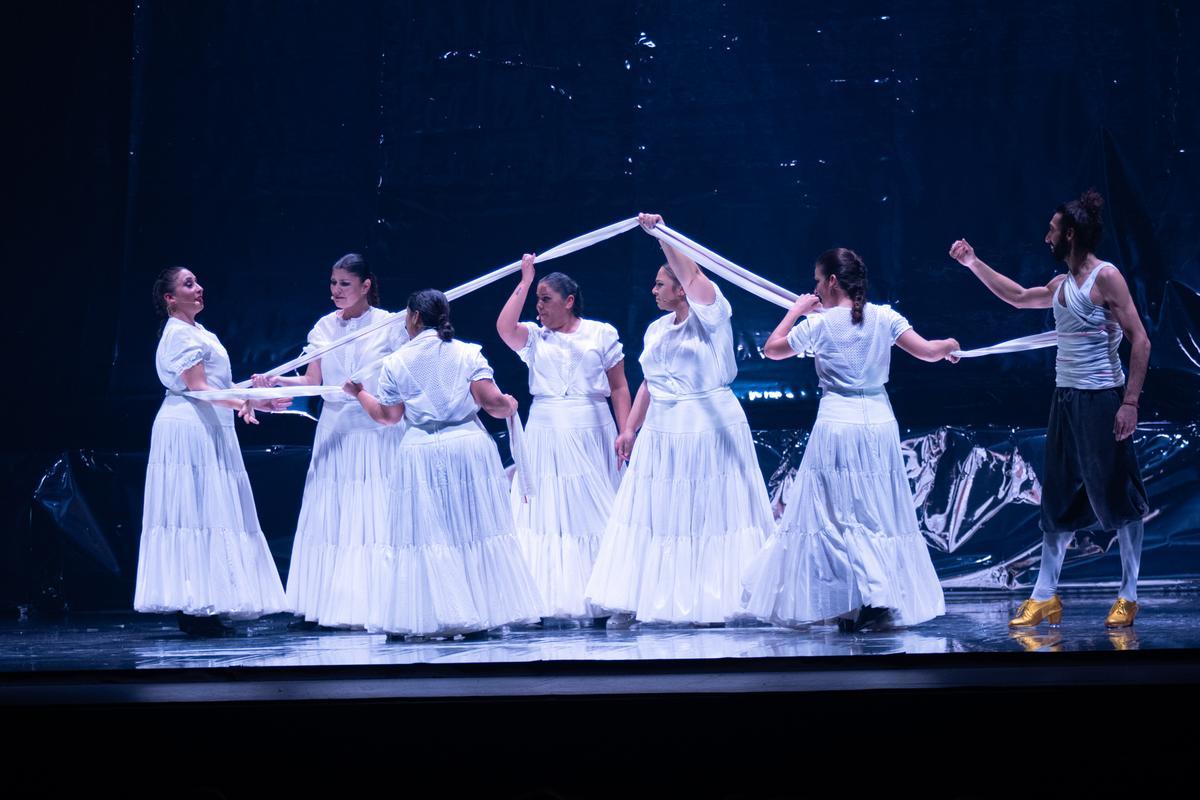 'El manto y su ojo', de Eduardo Guerrero