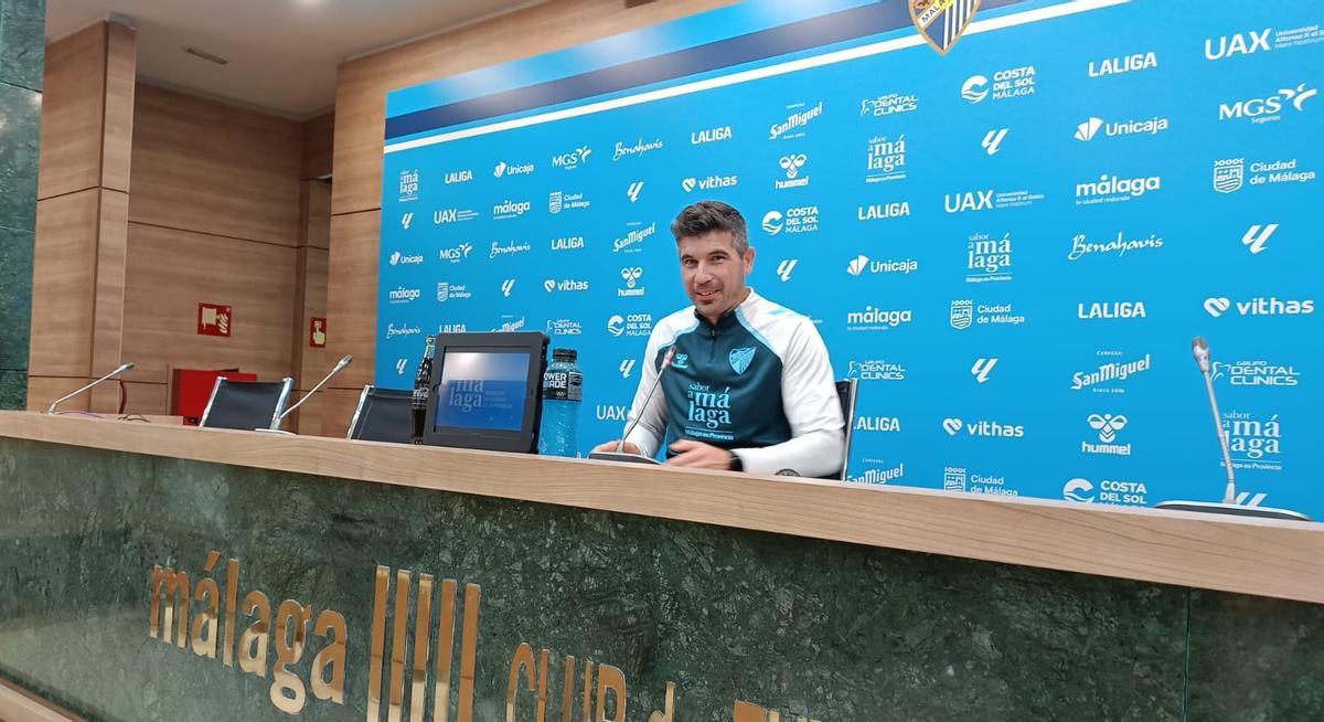 Juanfran Funes, en la rueda de prensa de este viernes en La Rosaleda.