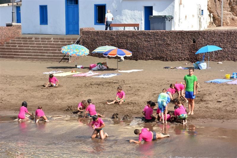 Campus de verano en playa de Melenara