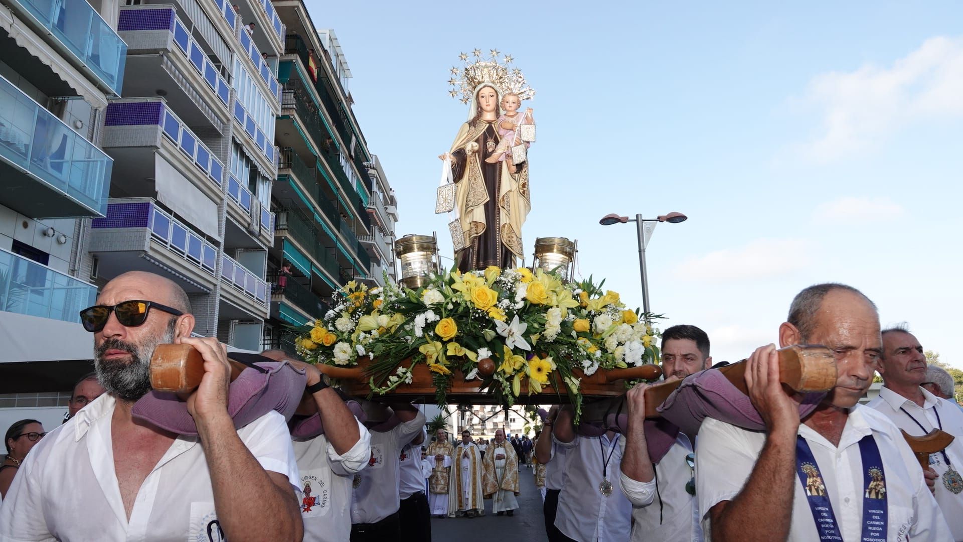 La gent de la mar de Castelló, Vinaròs i Burriana s'encomana a la Verge del Carme