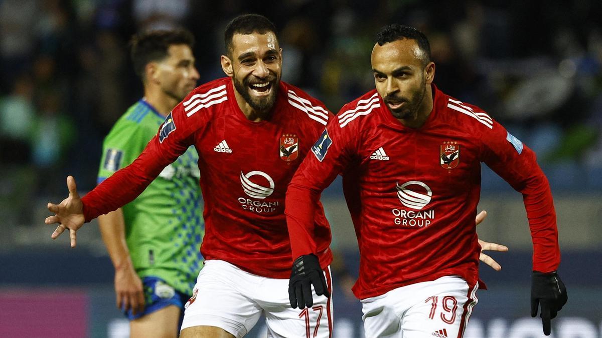 Los jugadores del Al Ahly celebran su gol a los Seattle Sounders.