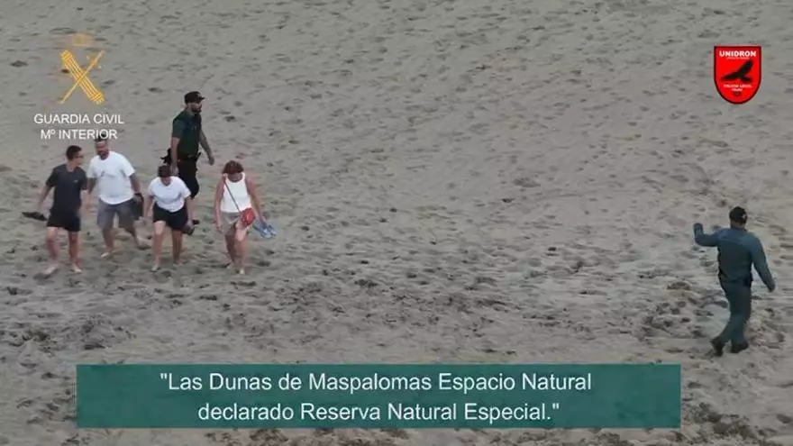 Turismo descontrolado en Maspalomas: peligro en las dunas protegidas