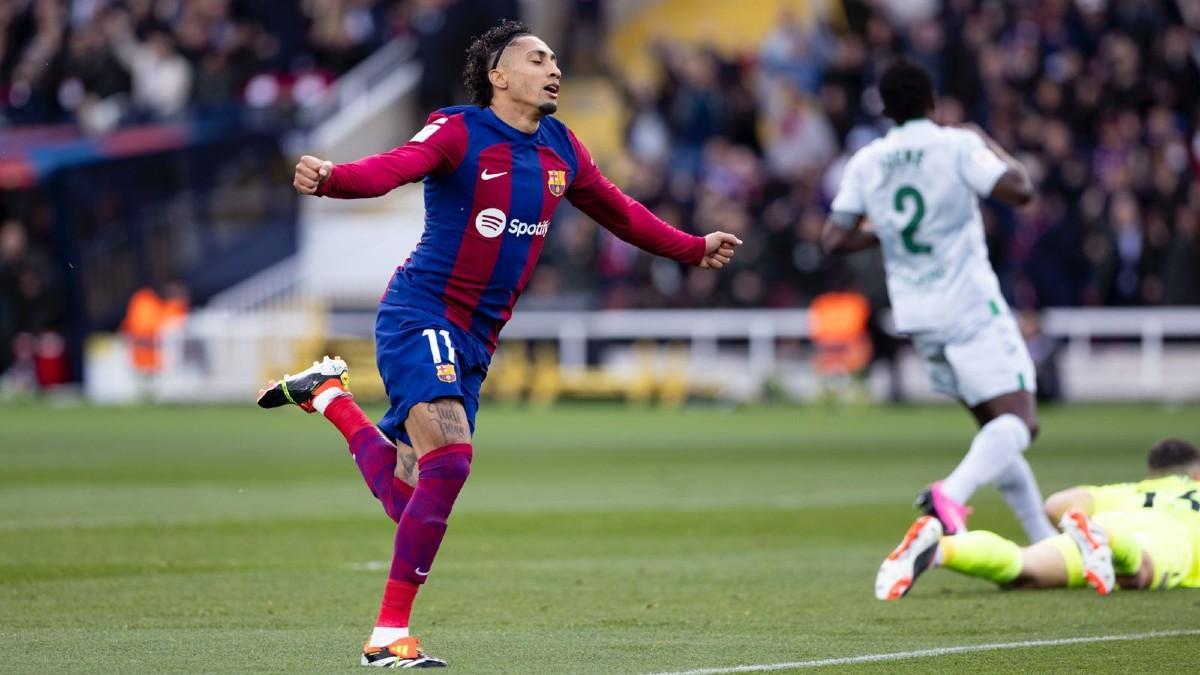 Raphinha celebra su gol ante el Getafe