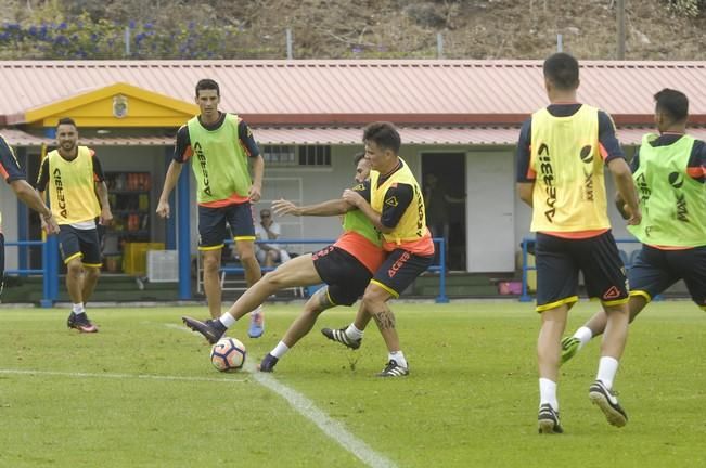 ENTRENAMIENTO DE LA UD LAS PALMAS EN BARRANCO ...