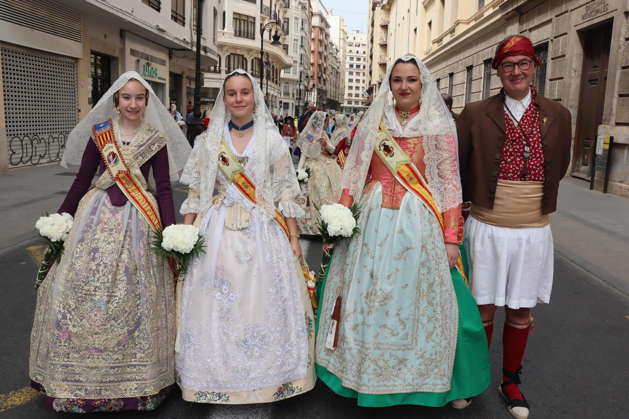 Las Fallas en la Ofrenda de San Vicente Ferrer 2024 (3/4)