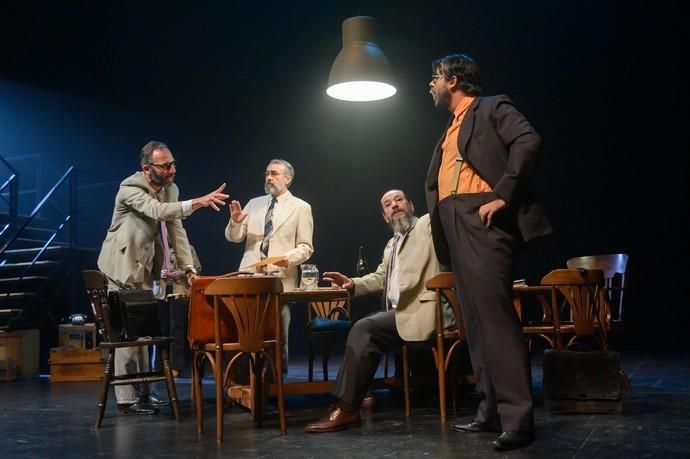 Pase gráfico del estreno absoluto de la obra de teatro "Siete hombres buenos", de Juan Mayorga, protagonizada por Blanca Rodríguez, Miguel Ángel Maciel, Tony Báez, José Luis Massó, José Luis Madariaga, Abraham Santacruz, Ruth Sánchez y Luis O'Malley.  | 04/02/2020 | Fotógrafo: Tony Hernández