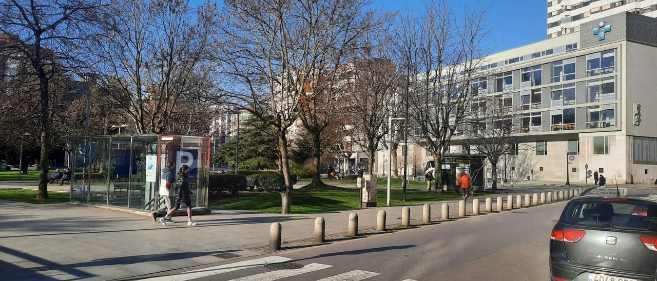 Paso de peatones a la plaza de Europa.