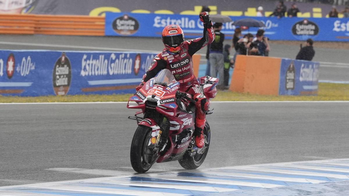 Nuevo cambio de reglamento en MotoGP... ¡por culpa de Marc Márquez!