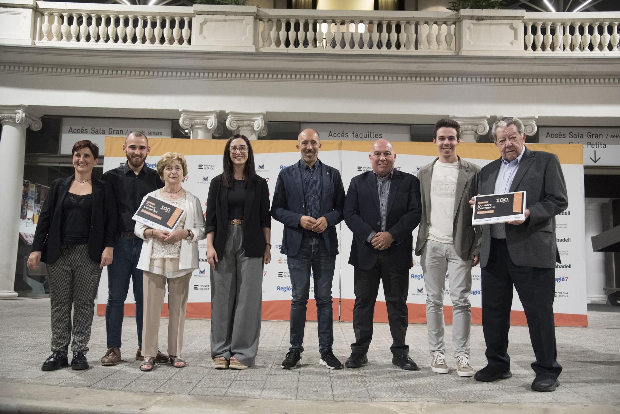 Les millors imatges de la 1a Nit del Comerç de Manresa