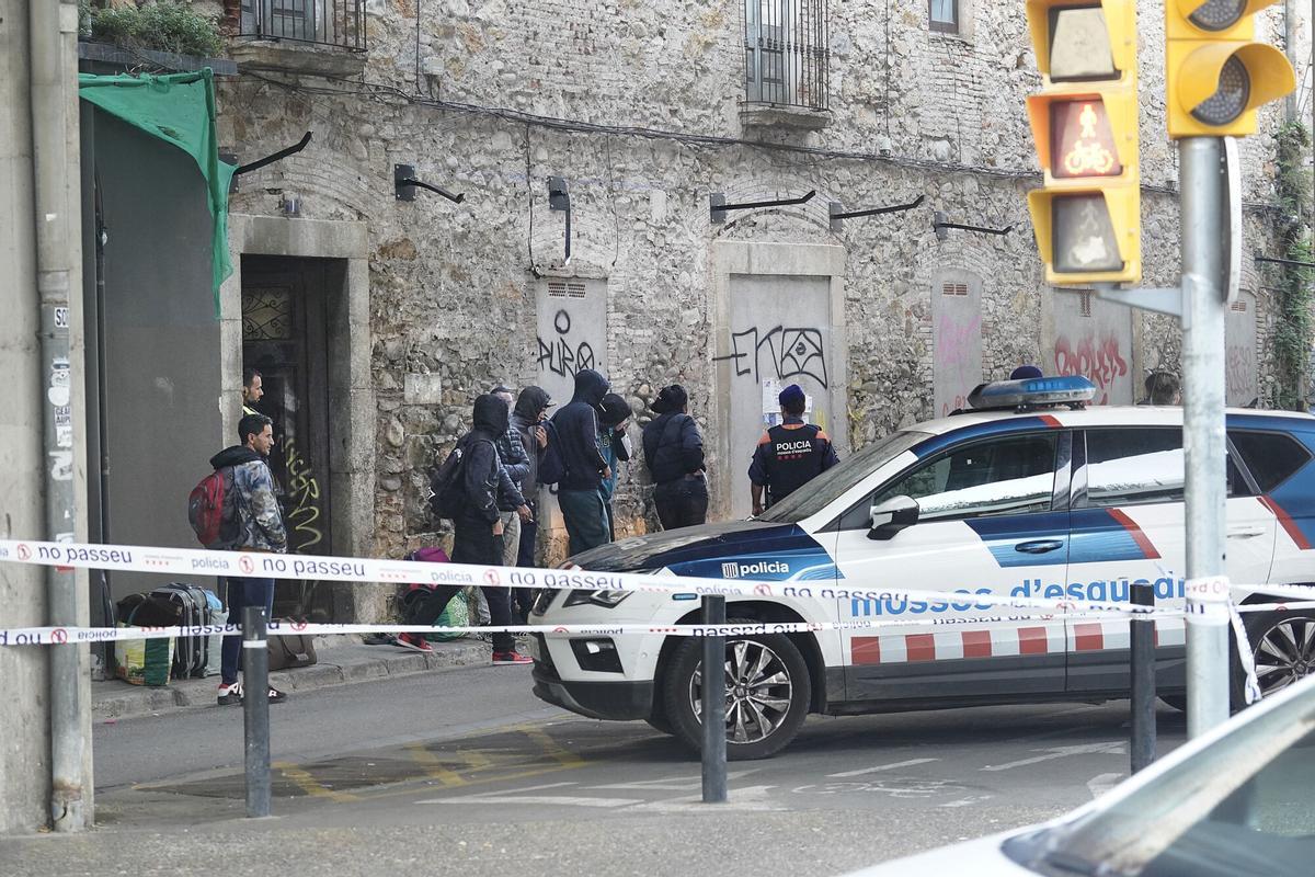 El desallotjament del carrer Tomàs Mieres de girona, el 6 d'octubre..