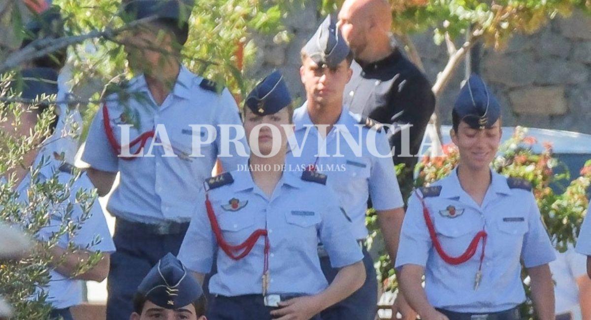 La princesa Leonor en Tejeda (Gran Canaria), junto a sus compañeros de la Academia General del Aire y del Espacio