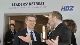 Feijóo "europeiza" la crisis de Ceuta llevándose al presidente del PP europeo a su cuarta visita a la ciudad