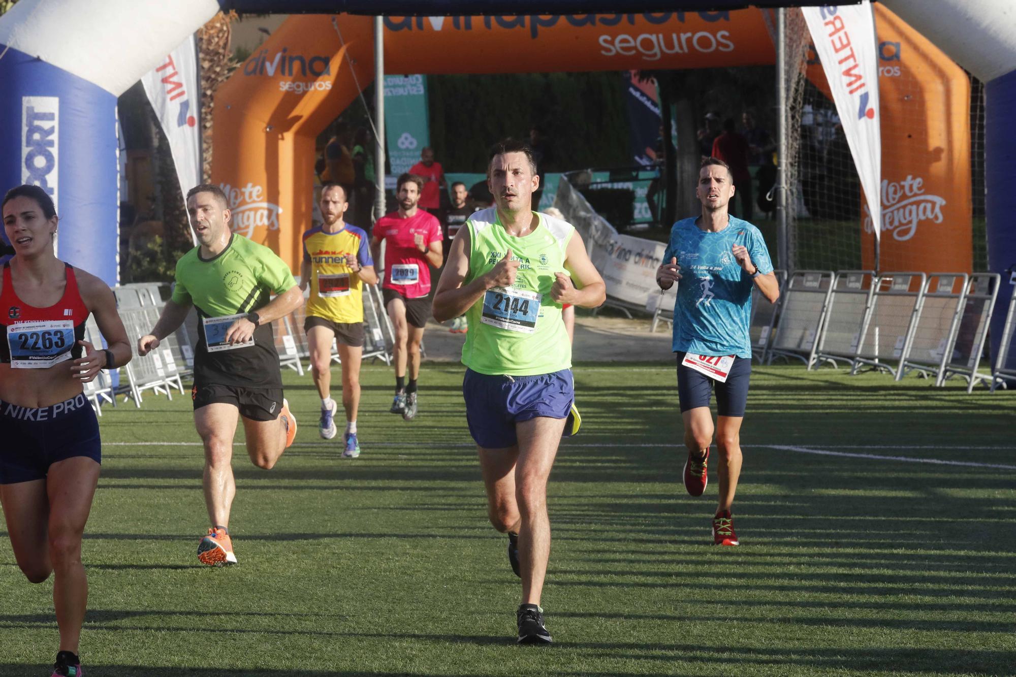 ¡Búscate en la X Carrera de la Universitat de València!