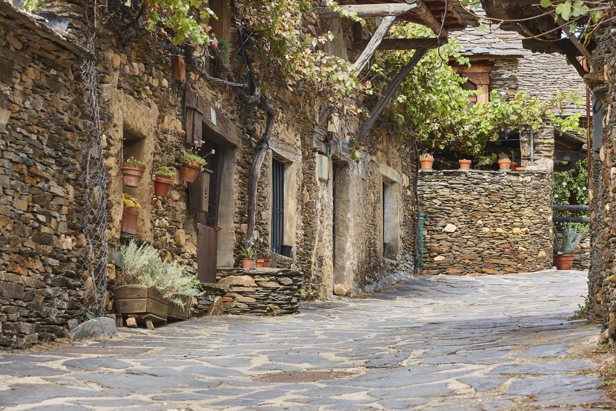 En Roblelacasa, arquitectura y naturaleza son una sola cosa
