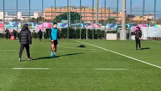 Flick no quiere prisas con Christensen, que 'mira' a la Supercopa