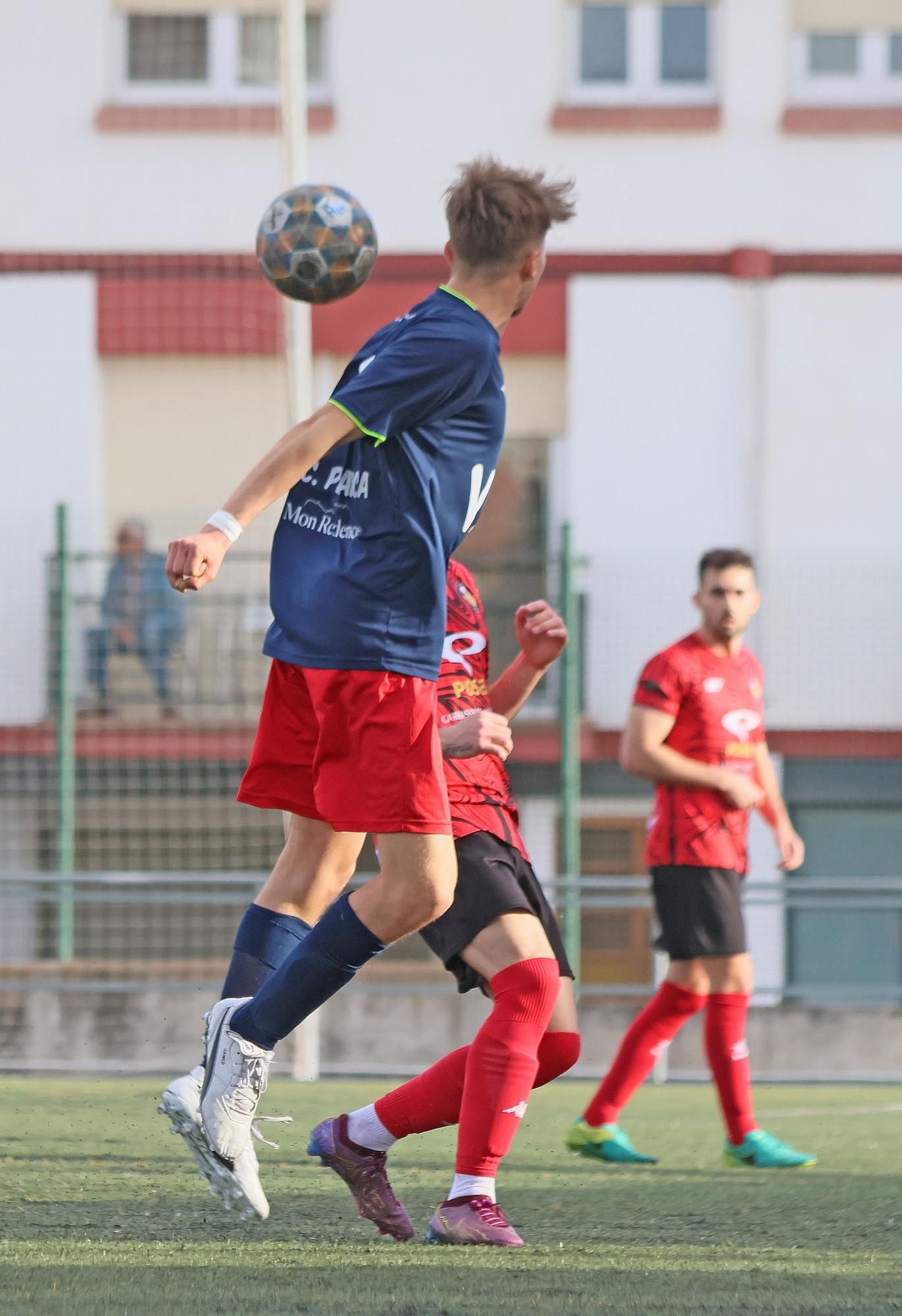 Totes les imatges del partit entre l'Artés i el Pirinaica B