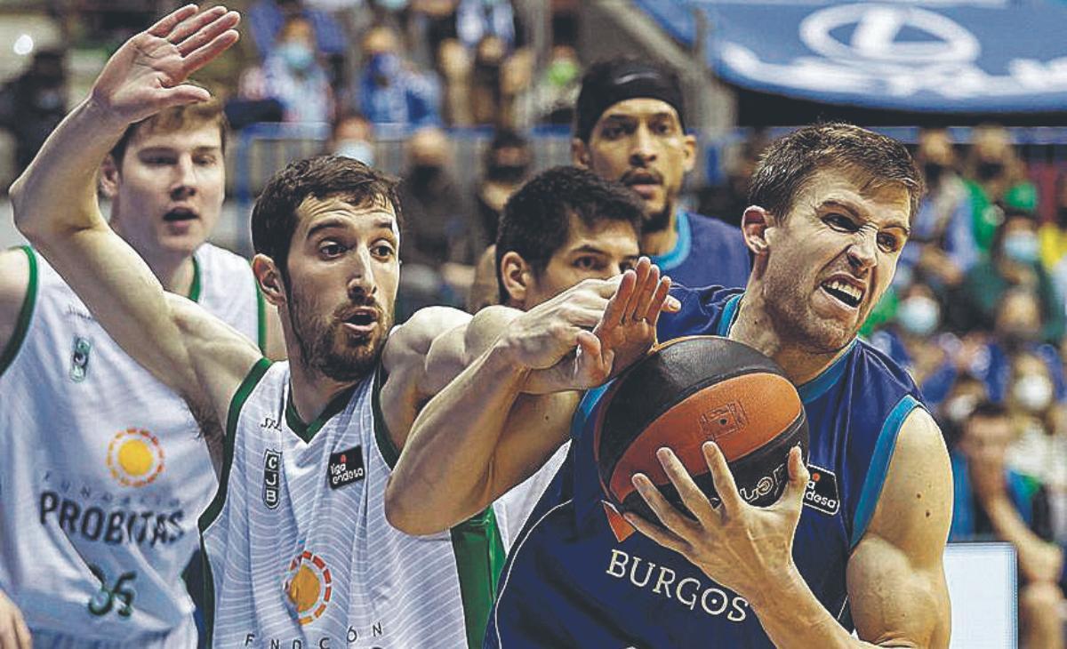 All against Xabi Rabaseda