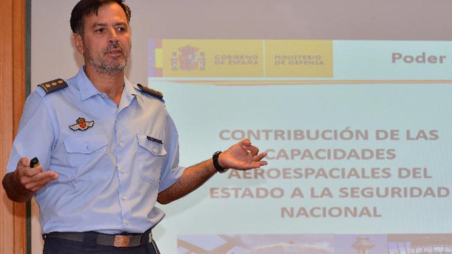 La corrosión, principal enemigo de la Base de Gando