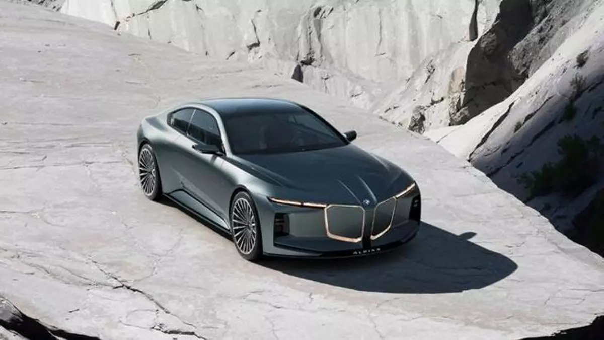 BMW recupera el espíritu Alpina con un gigantesco V8
