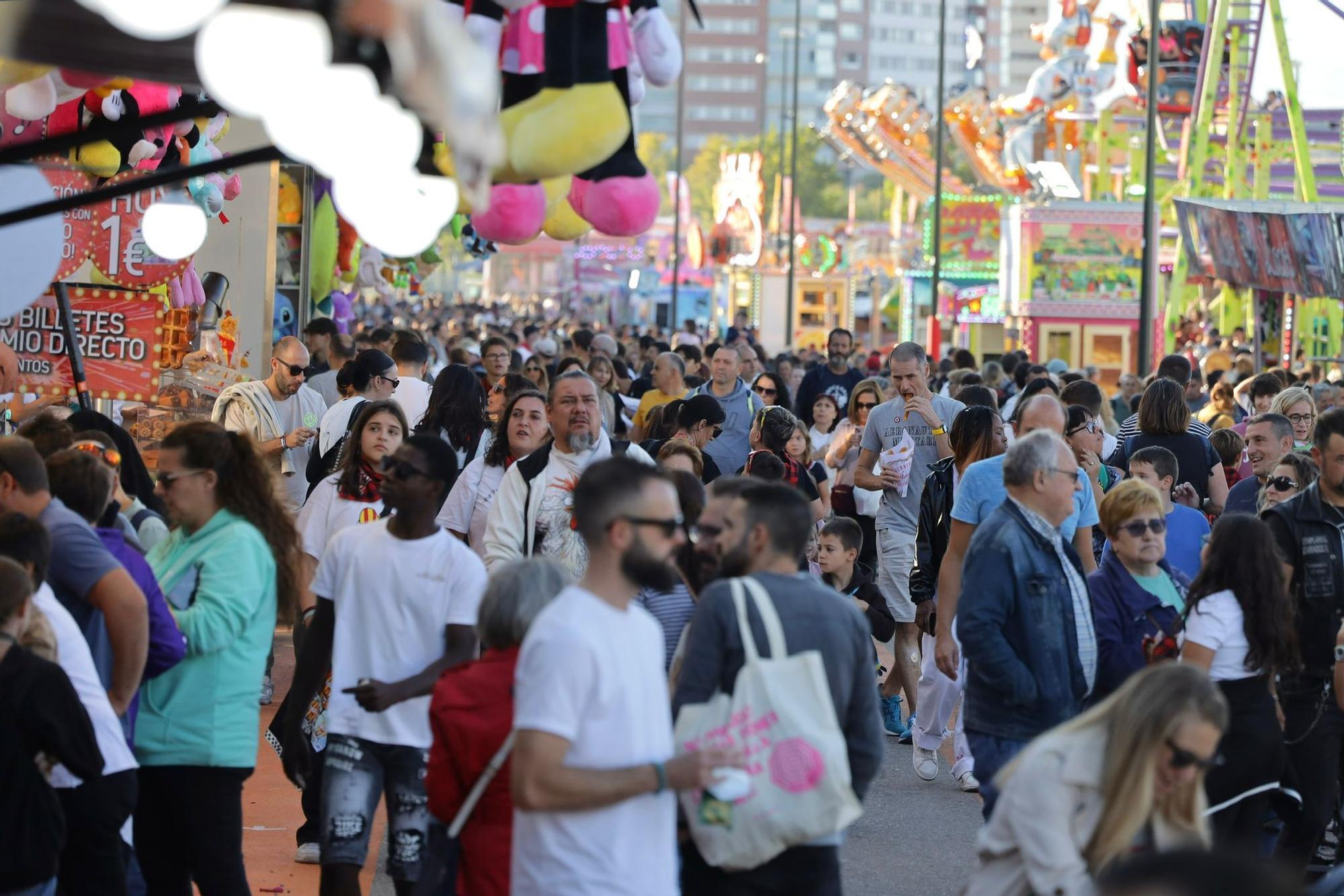 En imágenes | Una tarde en las ferias, un clásico que nunca defrauda en las Fiestas del Pilar