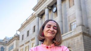 Marta Salicrú: "Necessitem canviar l’hàbit de passar al castellà"