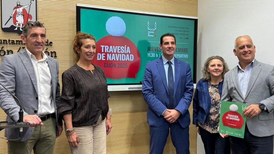 Por la izquierda, Jorge Pañeda, Mercedes Fernández, Juan López, Teresa Rodríguez y Ramón Méndez.     | LNE