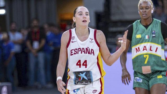 Iyana Martín, durante una acción del partido de ayer. | FEB