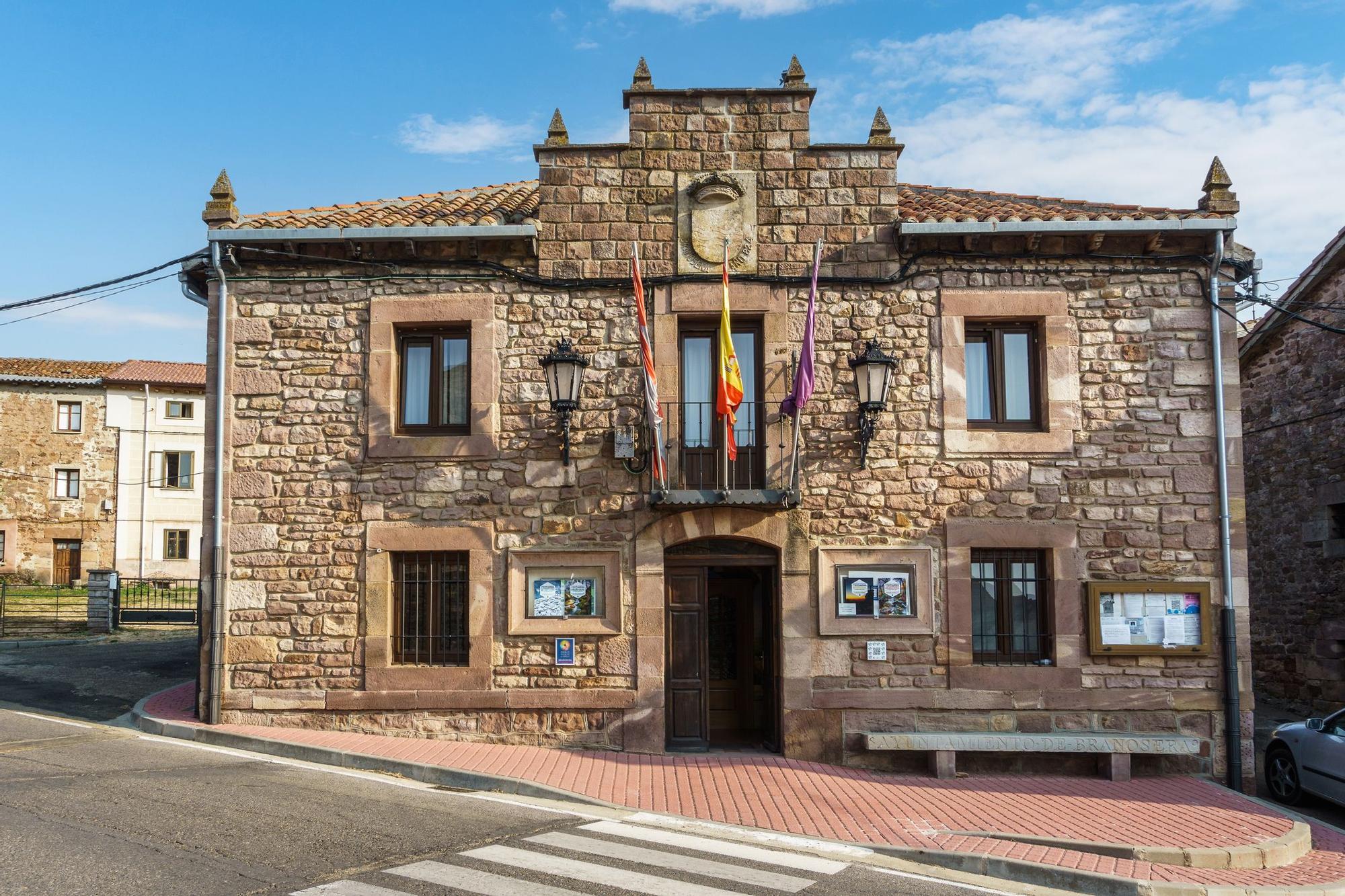 El ayuntamiento de Brañosera, el primero de toda España
