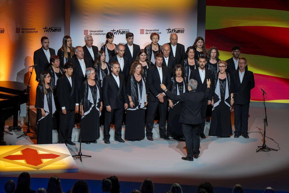 Entrega de les Creus de Sant Jordi en el Museu Nacional dArt de Catalunya