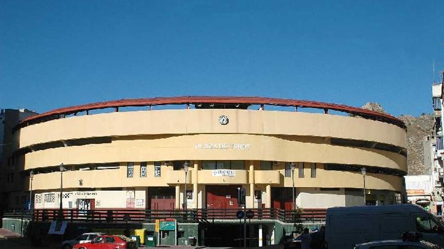 Abarán blinda su plaza de toros para celebrar la ‘Noche de las carretillas’