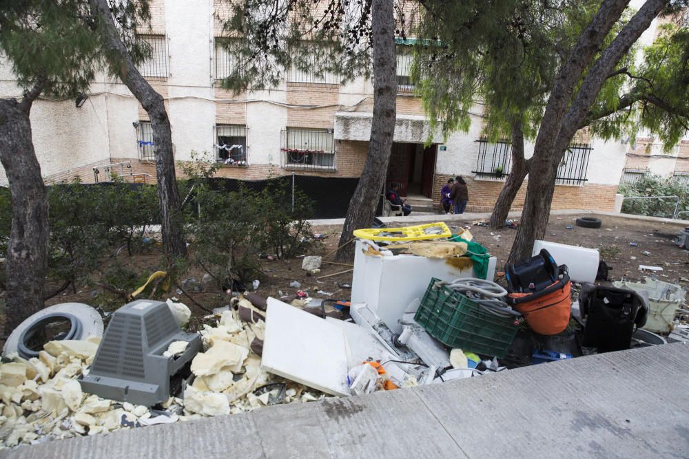 Los vecinos denuncian que «más del 90% de las personas que habitan en un sector del barrio residen de manera ilegal»