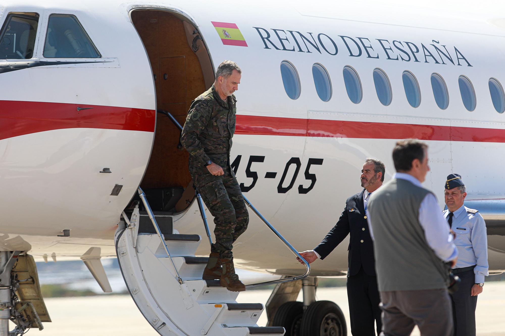 Mira aquí todas las fotos de la visita del Rey a las maniobras militares de Ibiza