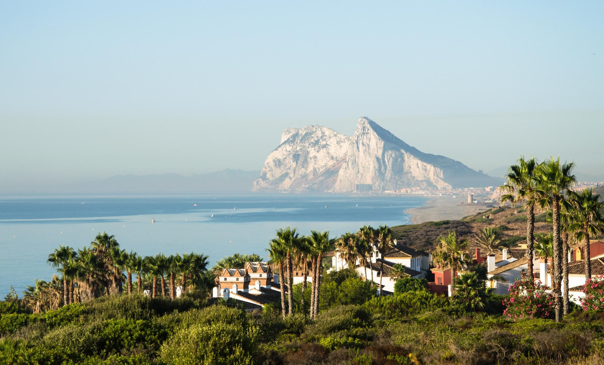 Pisaje con la roca de Gibraltar